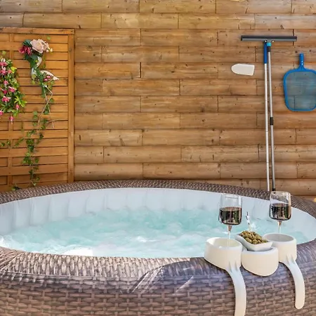 펜션 Maison Althea - Calme, & Exterieur Plein Sud Lempty